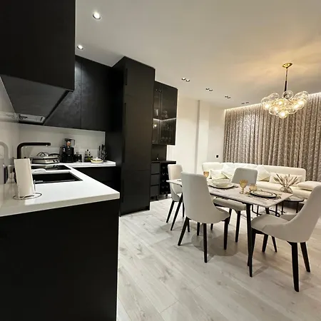 Loui Tirana Apartment