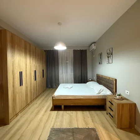 Lejlighed Loui Tirana