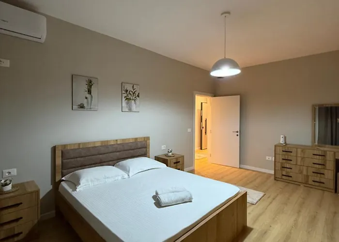 Apartment Loui Tirana